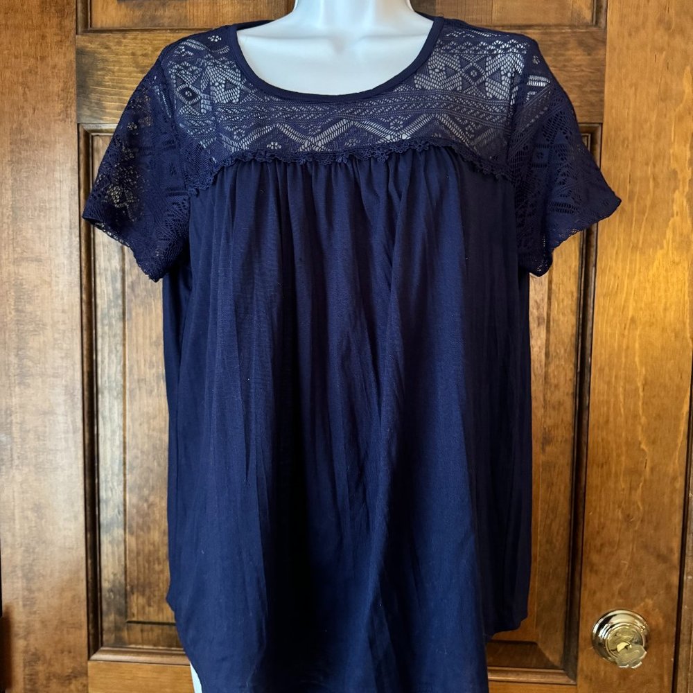 Fresh Navy Blue Pullover Top w/Lace Shoulders & Sleeves Large